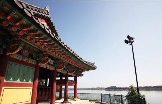 Gyeongpodae Pavilion 